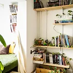 Superb Charming And Bright Apt Buttes Chaumont